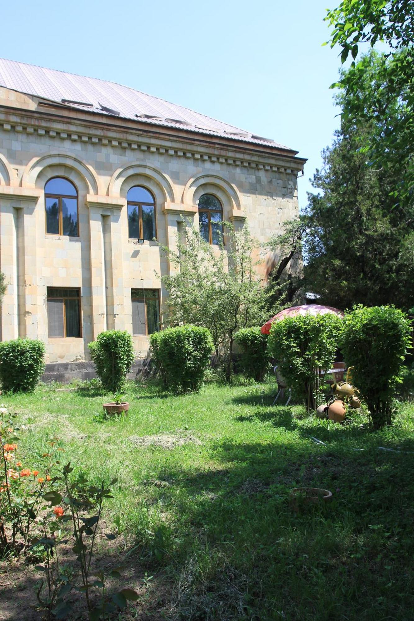 Health Resort Arzni 1 Exterior foto